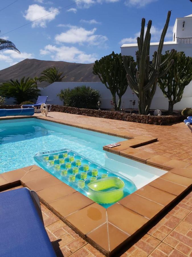 Villa Lucky - Heated Pool Mácher 외부 사진