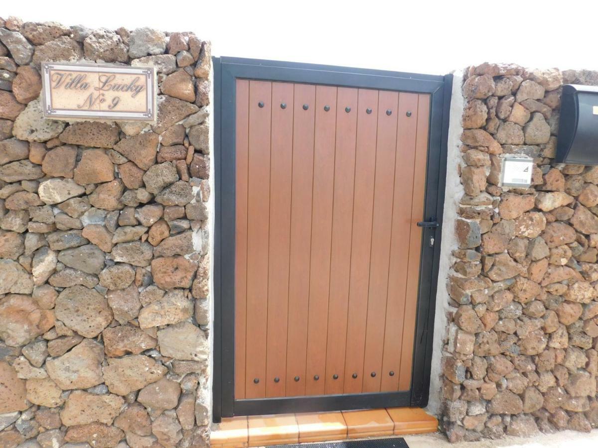 Villa Lucky - Heated Pool Mácher 외부 사진