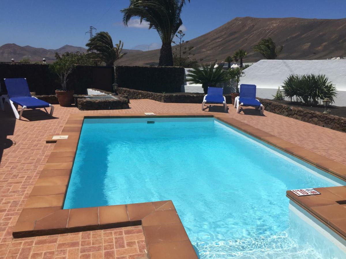 Villa Lucky - Heated Pool Mácher 외부 사진